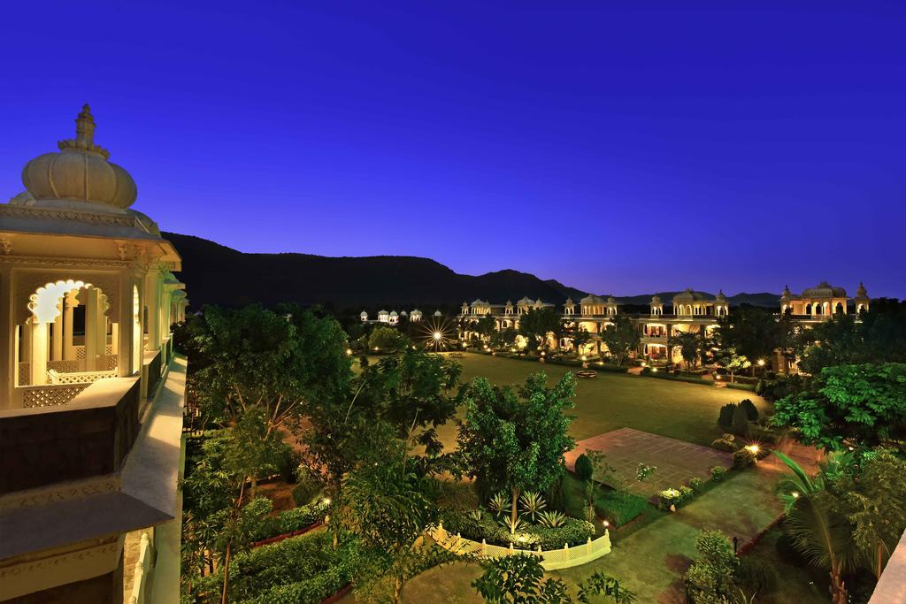 The Udaibagh Hotel Udaipur Buitenkant foto
