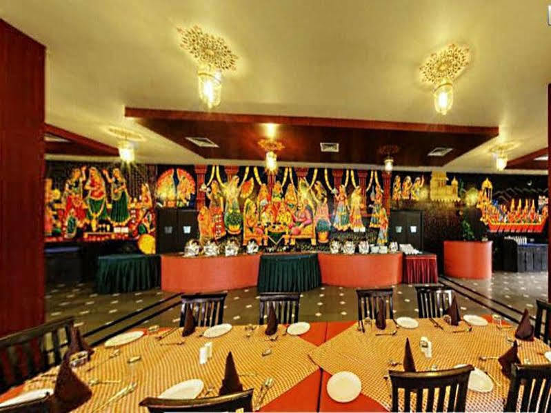 The Udaibagh Hotel Udaipur Buitenkant foto