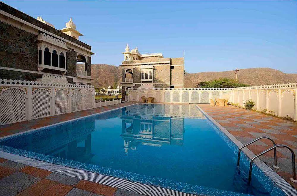 The Udaibagh Hotel Udaipur Buitenkant foto