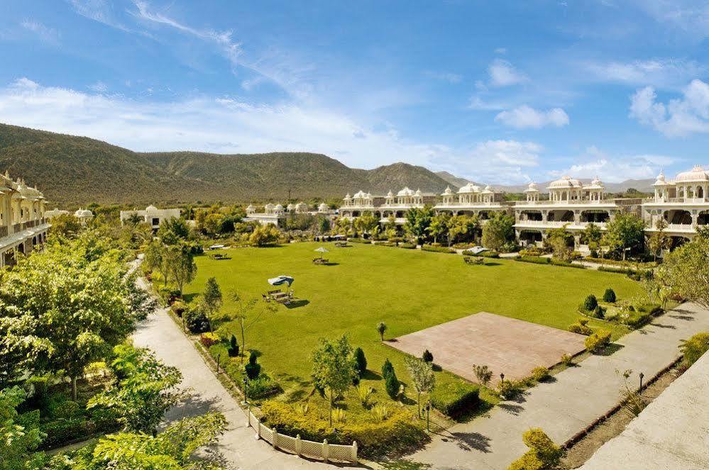 The Udaibagh Hotel Udaipur Buitenkant foto