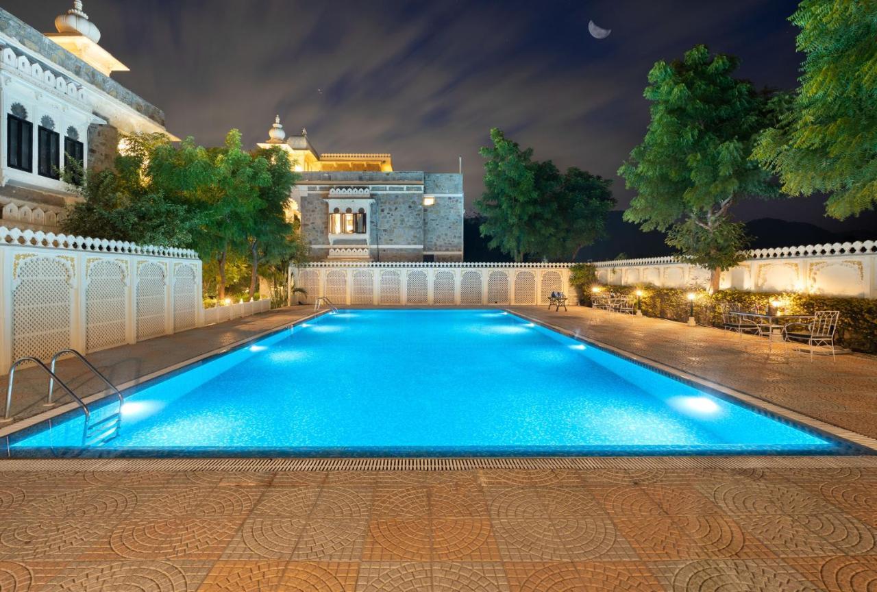 The Udaibagh Hotel Udaipur Buitenkant foto