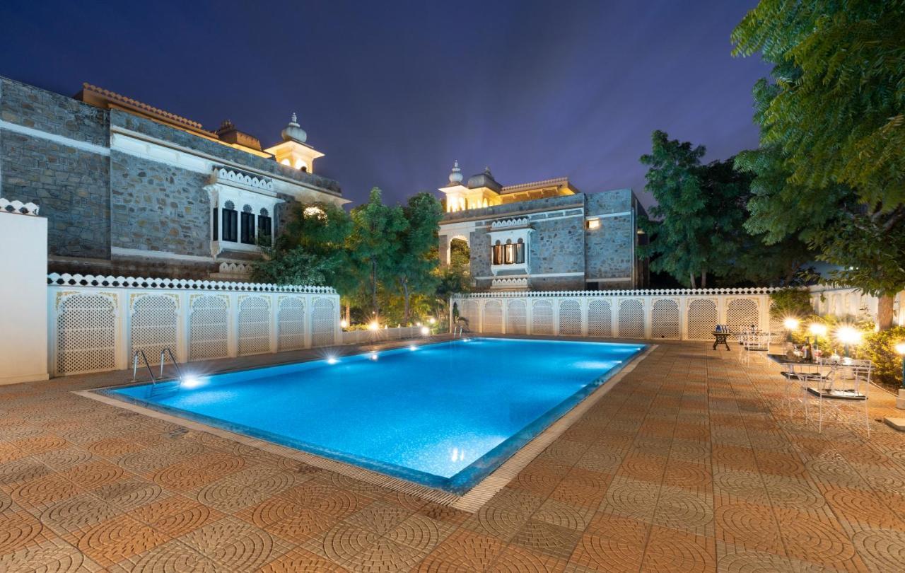 The Udaibagh Hotel Udaipur Buitenkant foto